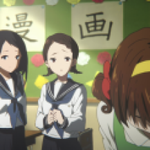 And now we get more of the quieter club members watching Mayaka. It seems she's got a fanclub of her own within the manga club (although they're obviously not big enough fans to come to her aid).